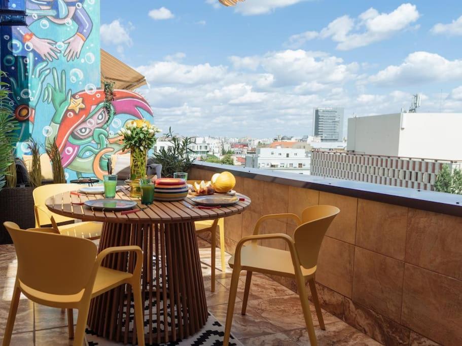 Terrasse Des Plongeurs Appartement Boekarest Buitenkant foto