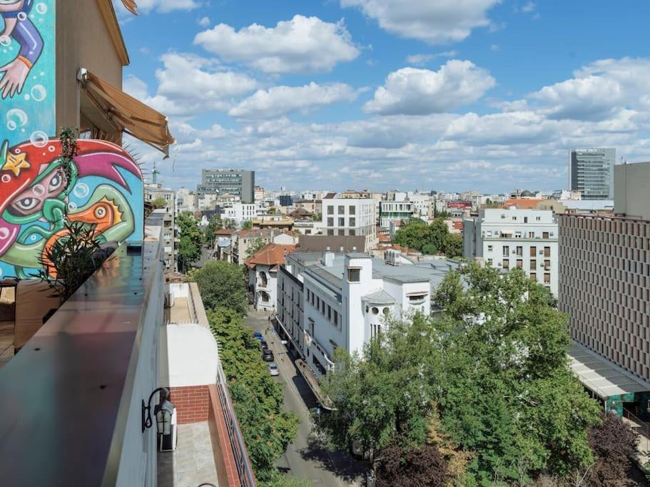 Terrasse Des Plongeurs Appartement Boekarest Buitenkant foto